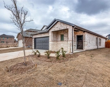 4805 Everly Court - Photo Thumbnail 1