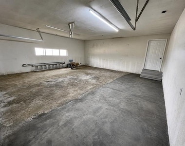 409 Jefferson Avenue - Photo Thumbnail 17