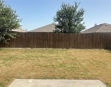 1128 Foxtail Drive - Photo Thumbnail 20