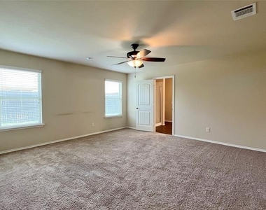 222 Thoroughbred Street - Photo Thumbnail 3