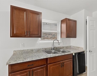 5620 Norris Street - Photo Thumbnail 14