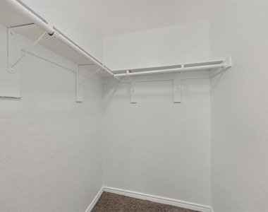 5620 Norris Street - Photo Thumbnail 30