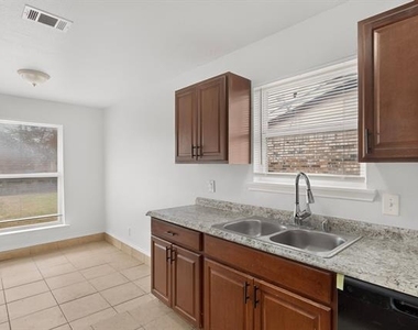 5620 Norris Street - Photo Thumbnail 11