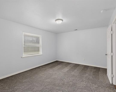 5620 Norris Street - Photo Thumbnail 16