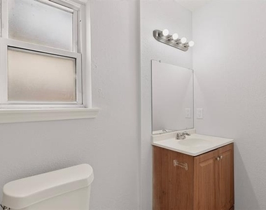 5620 Norris Street - Photo Thumbnail 20
