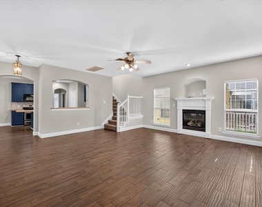 1209 Chattahoochee Drive - Photo Thumbnail 2