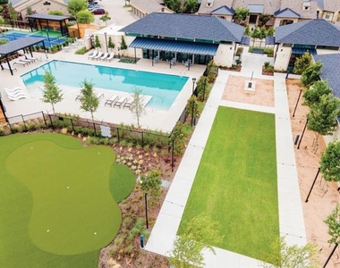 1028 Emil Place - Photo Thumbnail 30