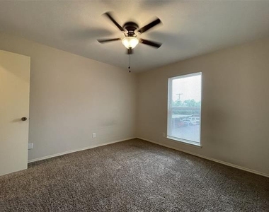 5516 Lewis Court - Photo Thumbnail 8
