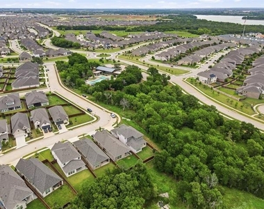 9344 Buckeye Bend - Photo Thumbnail 32