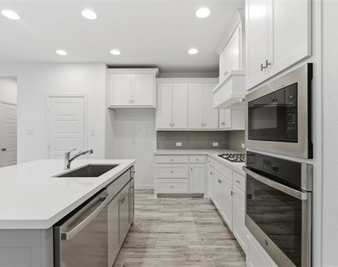 9344 Buckeye Bend - Photo Thumbnail 6