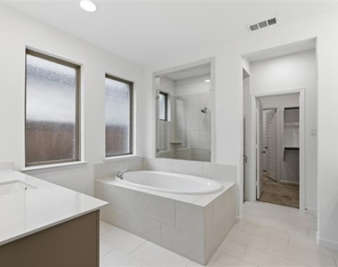 9344 Buckeye Bend - Photo Thumbnail 15