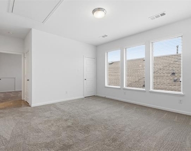 9344 Buckeye Bend - Photo Thumbnail 23