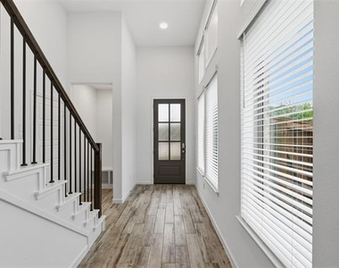 9344 Buckeye Bend - Photo Thumbnail 4
