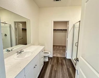 1855 Lockhart Drive - Photo Thumbnail 15