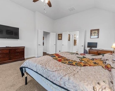 2760 Richard Street - Photo Thumbnail 17