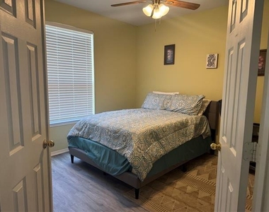 4214 Carrington Drive - Photo Thumbnail 5