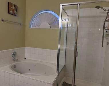 4214 Carrington Drive - Photo Thumbnail 18