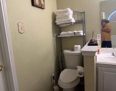 4214 Carrington Drive - Photo Thumbnail 17