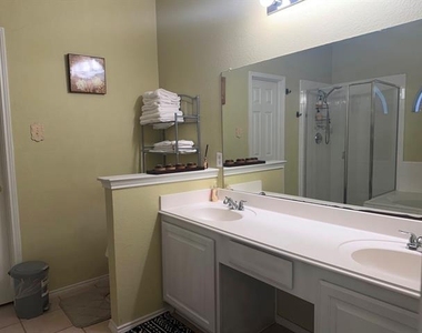 4214 Carrington Drive - Photo Thumbnail 14