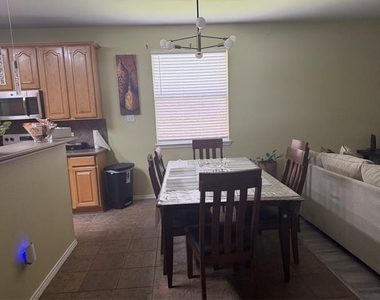 4214 Carrington Drive - Photo Thumbnail 9