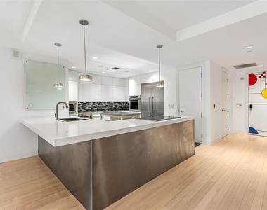 1505 Elm Street - Photo Thumbnail 3