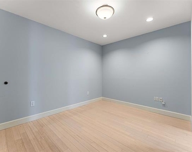 1505 Elm Street - Photo Thumbnail 20