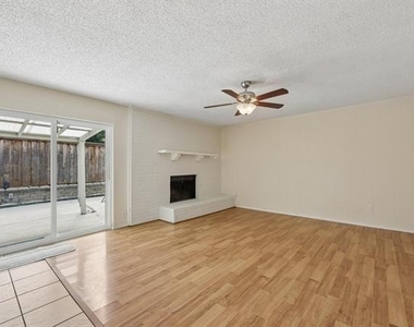 2604 Winding Creek Drive - Photo Thumbnail 19