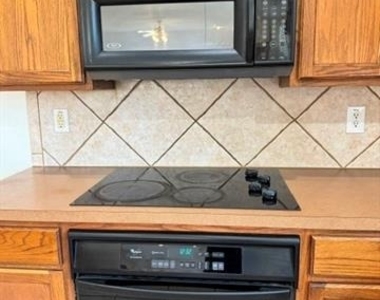 11342 Mansfield Drive - Photo Thumbnail 9