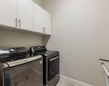 7757 Cooke Drive - Photo Thumbnail 7