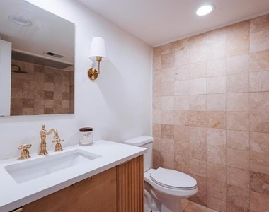 5916 Birchbrook Drive - Photo Thumbnail 10