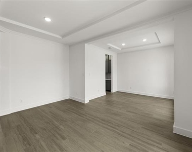1320 Villanova Lane - Photo Thumbnail 5