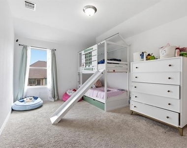 1728 Pegasus Drive - Photo Thumbnail 21