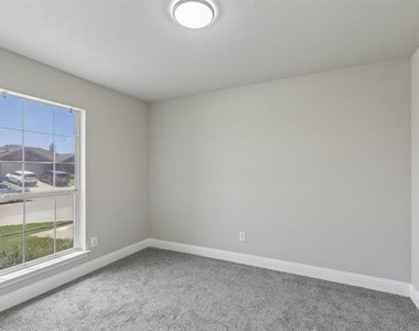 1702 La Caya Drive - Photo Thumbnail 21