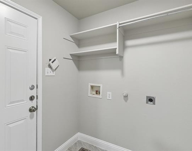1702 La Caya Drive - Photo Thumbnail 12
