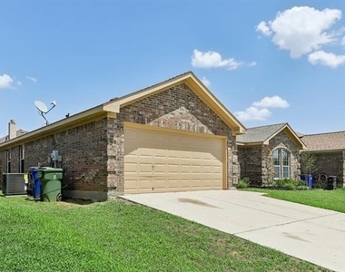 1702 La Caya Drive - Photo Thumbnail 2