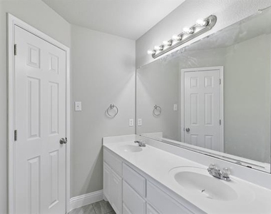 1702 La Caya Drive - Photo Thumbnail 17