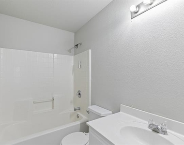 1702 La Caya Drive - Photo Thumbnail 20