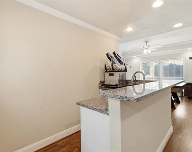 6302 Warm Mist Lane - Photo Thumbnail 23