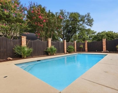 6302 Warm Mist Lane - Photo Thumbnail 31