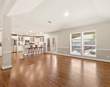 6302 Warm Mist Lane - Photo Thumbnail 24