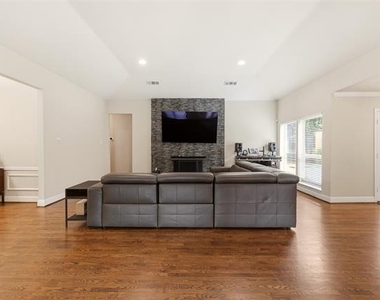 6302 Warm Mist Lane - Photo Thumbnail 5