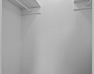 320 E 4th Street - Photo Thumbnail 17