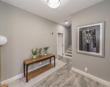 1717 Annex Avenue - Photo Thumbnail 4
