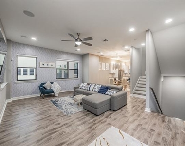1717 Annex Avenue - Photo Thumbnail 6