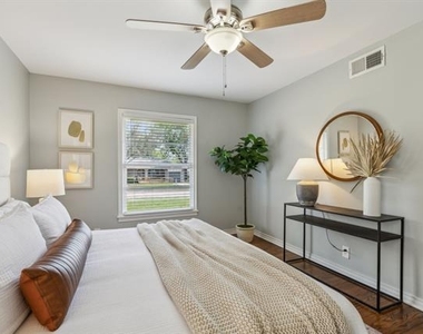 628 Ridgedale Drive - Photo Thumbnail 7