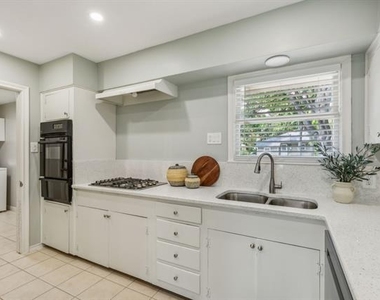 628 Ridgedale Drive - Photo Thumbnail 8