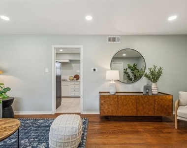 628 Ridgedale Drive - Photo Thumbnail 4