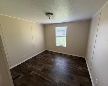 1620 E Reno Road - Photo Thumbnail 6