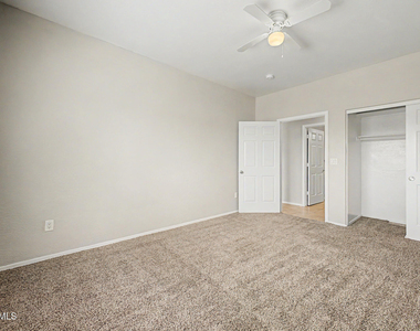 15237 S Moon Valley Road - Photo Thumbnail 21