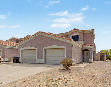 15237 S Moon Valley Road - Photo Thumbnail 3